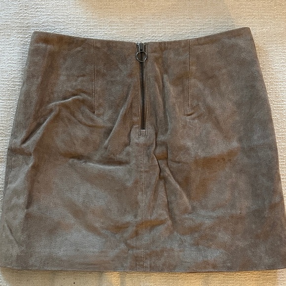 Blank NYC Brown Suede Skirt Size 28 - Picture 3 of 5